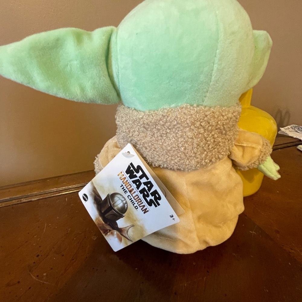 Star Wars Mandalorian The Child - Picture 2 of 2